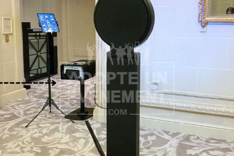 PHOTO BOOTH IA SOUVENIR AVATAR NUMERIQUE EXPERIENCE | adopte-un-evenement