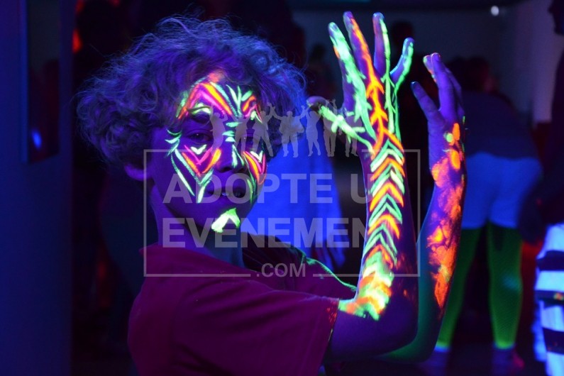 BEA CONCEPTION ANIMATION SOIRÉE FLUO NIGHT ORIGINALE FESTIF | adopte-un-evenement BEA CONCEPTION ANIMATION SOIRÉE FLUO NIGHT ORIGINALE FESTIF | adopte-un-evenement