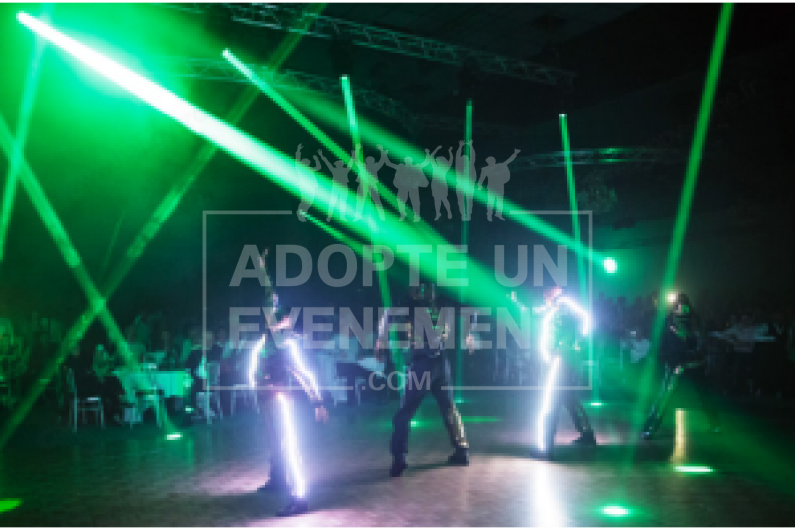 ARTISTES LED DANCERS SHOW LUMIERE MAGIQUE SOIRÉE | adopte-un-evenement ARTISTES LED DANCERS SHOW LUMIERE MAGIQUE SOIRÉE | adopte-un-evenement