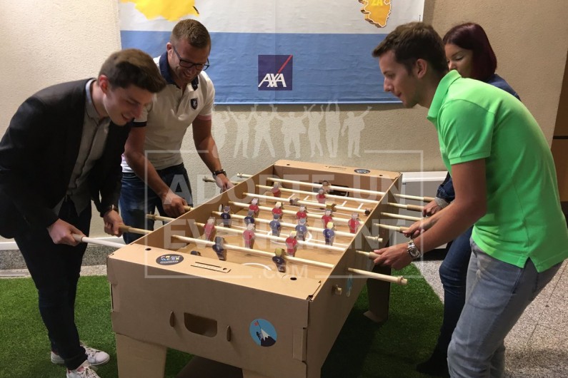 BABYFOOT CONSTRUCTION ANIMATION SOLIDAIRE TEAM BUILDING CUSTOMISATION SEMINAIRE INCENTIVE FOOT LUDIQUE COEHSION | adopte-un-evenement