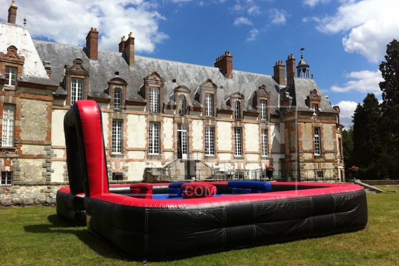 BEA CONCEPTION COMBAT DE JOUTE ANIMATION TEAM BUILDING | adopte-un-evenement