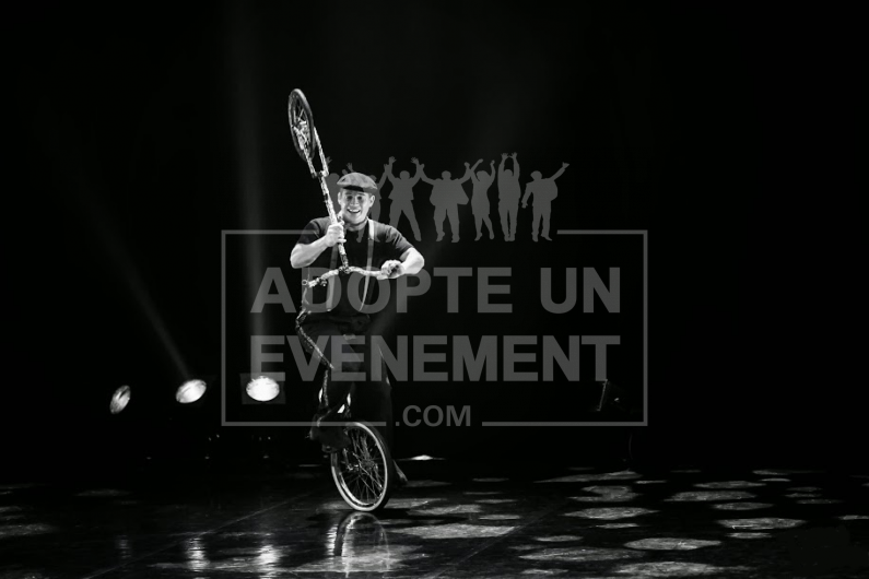BEA conception Show jonglerie artiste cabaret soiree cirque soirée gala | adopte-un-evenement
