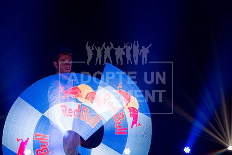 SPECTACLE VISUEL DE COMMUNICATION ANIMATION VISUELLE ADOPTE UN EVENEMENT | adopte-un-evenement