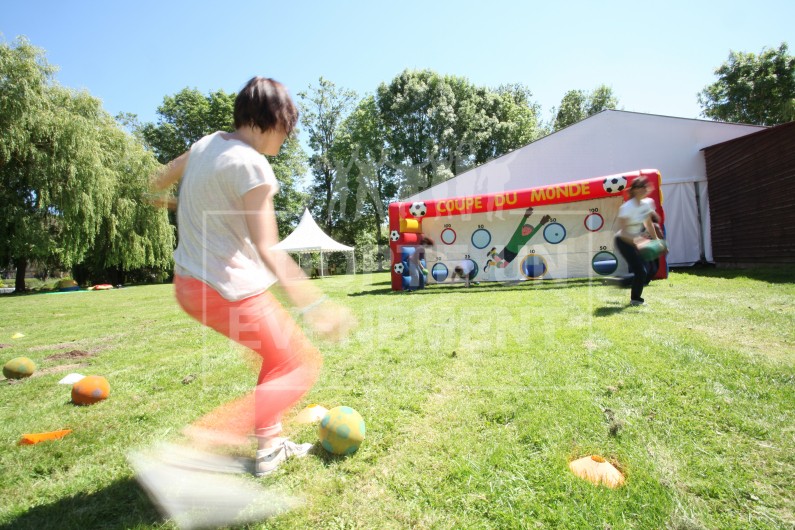 BEA CONCEPTION CHALLENGE LUDIQUE SPORTIF FOOT FUN ANIMATION TEAM BUILDING | adopte-un-evenement