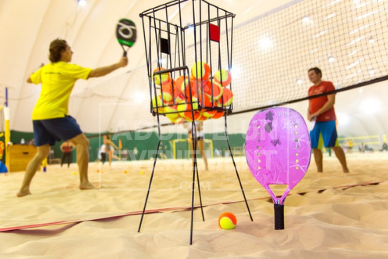 BEA CONCEPTION CHALLENGE BEACH GAME FRISBEE SUR CIBLE COURSE DE CHANTIER SKI SUR TABLE JONGLAGE FOOT CORNHOLE BEACH VOLLEY | adopte-un-evenement