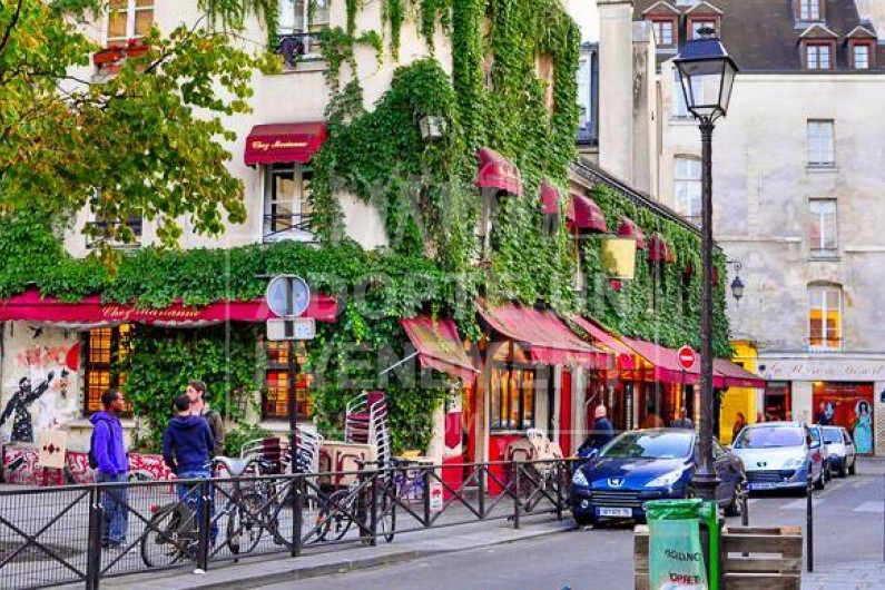 RALLYE PÉDESTRE CULINAIRE BALADE GOURMANDE MARAIS TEAM BUILDING ADOPTE UN ÉVÉNEMENT PATRIMOINE HISTORIQUE CHOCOLAT | adopte-un-evenement