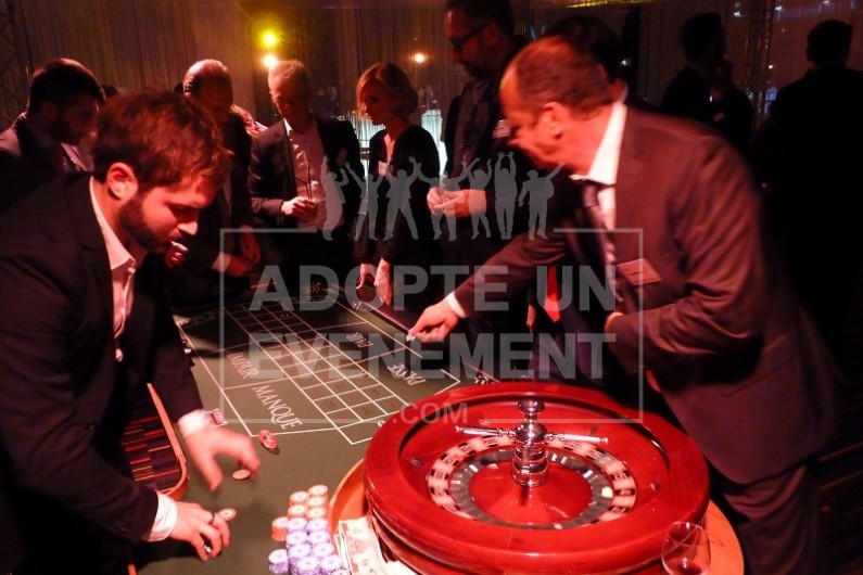 ANIMATION CASINO - SOIREE PROHIBITION - SOIREE A THEME - ADOPTE UN EVENEMENT - ANIMATION EN ACCES LIBRE - IDEE ANIMATION DE SOIREE | adopte-un-evenement