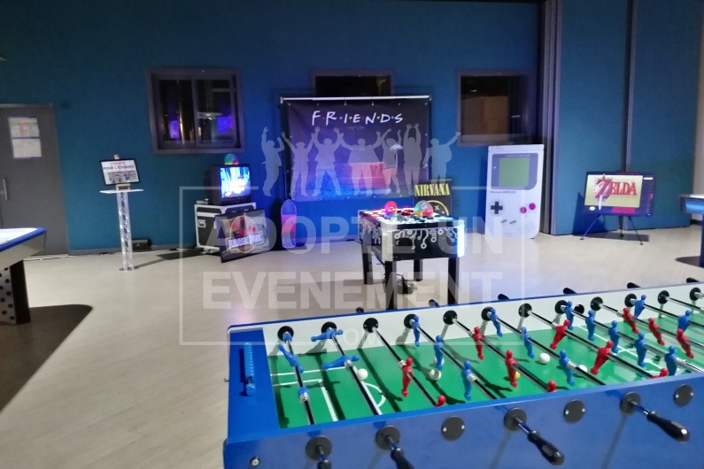 SALLE DE JEUX BILLARD JEUX D'ARCADES DARTS FLECHETTES ENFER DU JEU | adopte-un-evenement