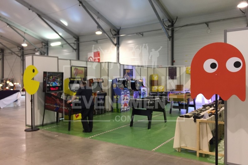 SALLE DE JEUX BILLARD JEUX D'ARCADES DARTS FLECHETTES ENFER DU JEU | adopte-un-evenement