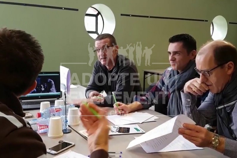 TEAM BUILDING CINEMA ATELIER DOUBLAGE DE FILMS DIALOGUES COHÉSION | adopte-un-evenement TEAM BUILDING CINEMA ATELIER DOUBLAGE DE FILMS DIALOGUES COHÉSION | adopte-un-evenement