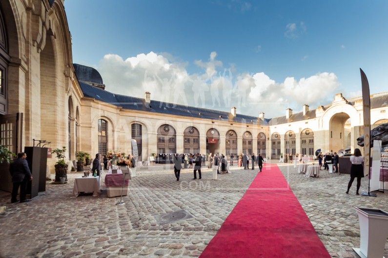 LES GRANDES ECURIES DE CHANTILLY - CHATEAU DE CHANTILLY - LIEU EVENEMENTIEL HISTORIQUE A CHANTILLY | adopte-un-evenement