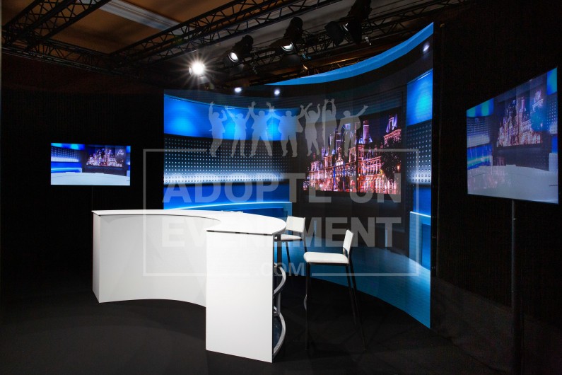 POUR VOS EVENEMENTS EN DISTANCIEL STUDIO TV TOUT EQUIPE A PARIS | adopte-un-evenement