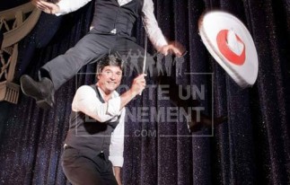 BEA CONCEPTION SPECTACLE DE JONGLAGE LES PHILLIPS | adopte-un-evenement