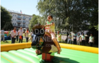 BEA CONCEPTION ANIMATION SPRING BREAK JENGA RODÉO MÉCANIQUE VOLLEY FRISBEE COURSE DE CHANTIER CORNHOLE | adopte-un-evenement