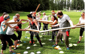 BEA CONCEPTION ANIMATION STRONGER TOGETHER CHALLENGE LUDIQUE SPORTIF TOUR INFERNALE QUARTET A SKI COURSE DE SERVEUR | adopte-un-evenement