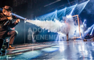 BEA CONCEPTION ARTISTE PERFORMER SPECTACLE QUICK CHANGE | adopte-un-evenement