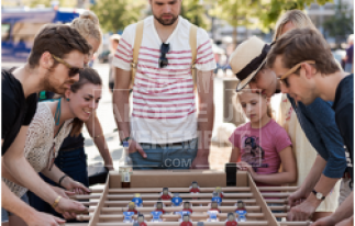 BEA CONCEPTION TEAM BUILDING BABY FOOT EN CARTON | adopte-un-evenement