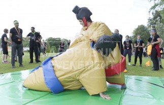 BEA CONCEPTION COMBAT DE SUMOS ANIMATION TEAM BUILDING SENSATION FIGHT GARDEN PARTY | adopte-un-evenement