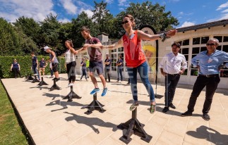 CHALLENGE ROBINSON TEAM BUILDING POTEAUX ACTIVITÉS ÉPREUVES AVENTURIERS | adopte-un-evenement