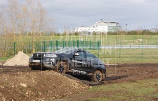 PILTOTAGE SUR CIRCUIT - TEAM BUILDING ANIMATION LUDIQUE - SPORT AUTOMOBILE - DECOUVERTE ET INITIATION AU PILOTAGE | adopte-un-evenement