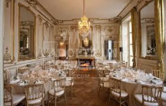 ANIMATION SOIREE EVENEMENTIEL HOTEL PARTICULIER PARIS LUXE SOIREE GALA PLACE VENDOME | adopte-un-evenement